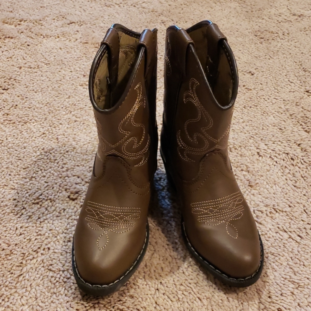 Kids cowboy boots 8c